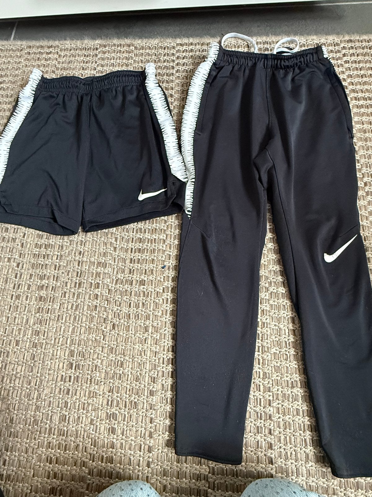 Nike Dri-FIT lange en korte broek voor jongens, Ophalen of Verzenden, Gebruikt, Jongen