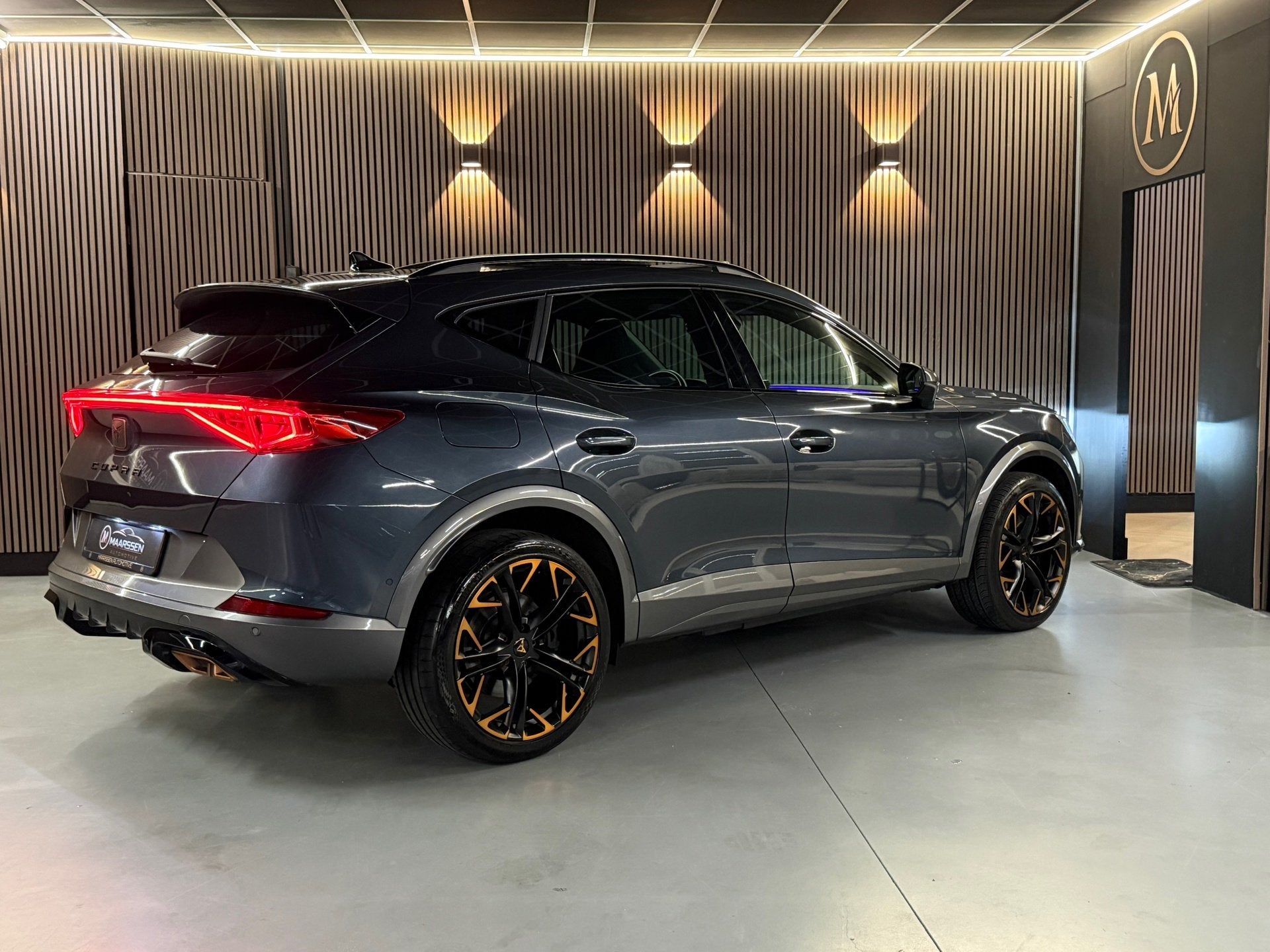Cupra Formentor 1.4 e-Hybrid VZ Copper Edition 245 PK |Perfo, Auto's, Dealer onderhouden, Gebruikt, Euro 6, 4 cilinders