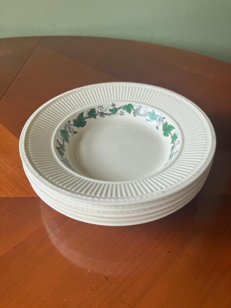 LAATSTE 5 Wedgwood Edme Stratford soep- / pastaborden, Huis en Inrichting, Keuken | Servies, Ophalen of Verzenden, Zo goed als nieuw