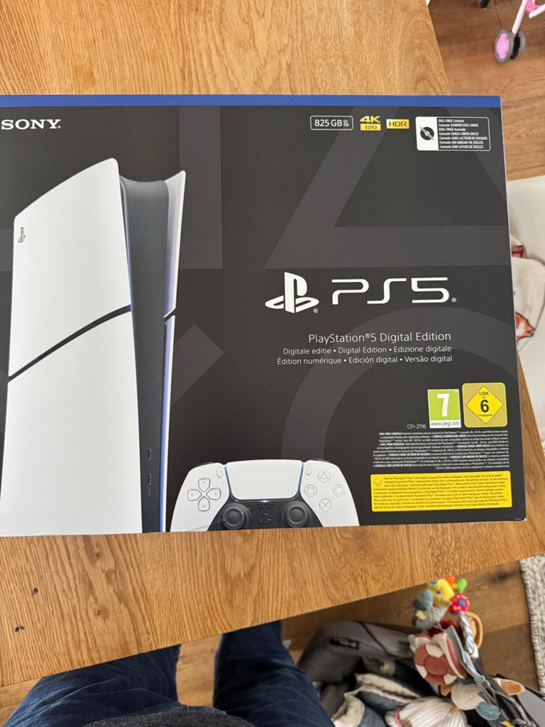 Sony PlayStation 5 Digital Edition - Nieuw in doos, Spelcomputers en Games, Spelcomputers | Sony PlayStation 5, Ophalen, Nieuw