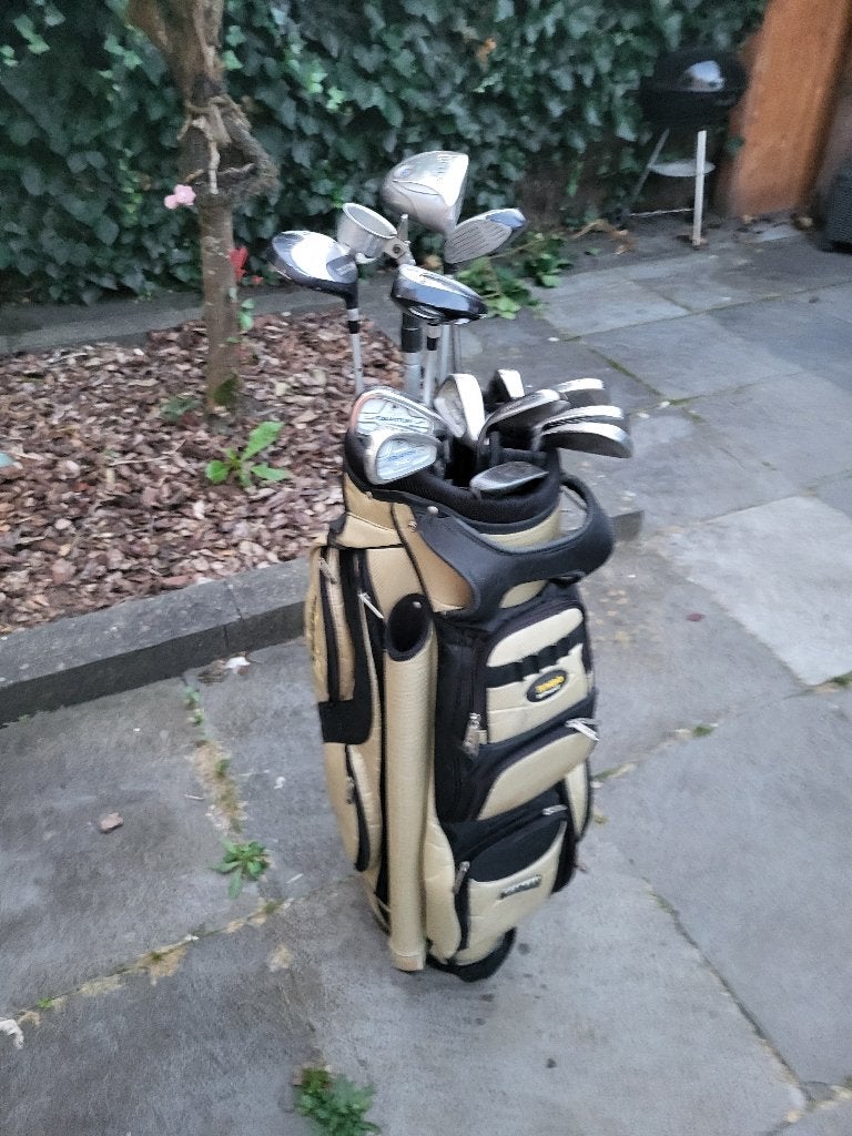Dames golfset Dunlop Equation Plus+TaylorMade driver en tas