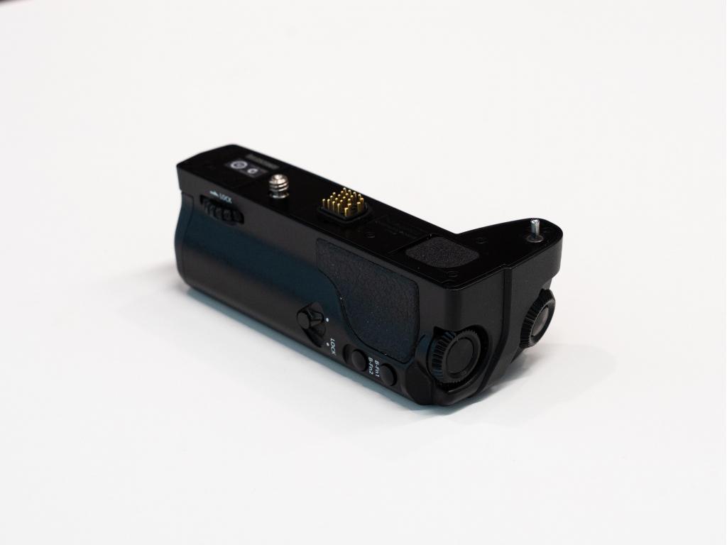 Olympus HLD-7 voor E-M1 (aanwezig in Doorn), Niet ingevuld, Niet ingevuld, Ophalen of Verzenden, Zo goed als nieuw