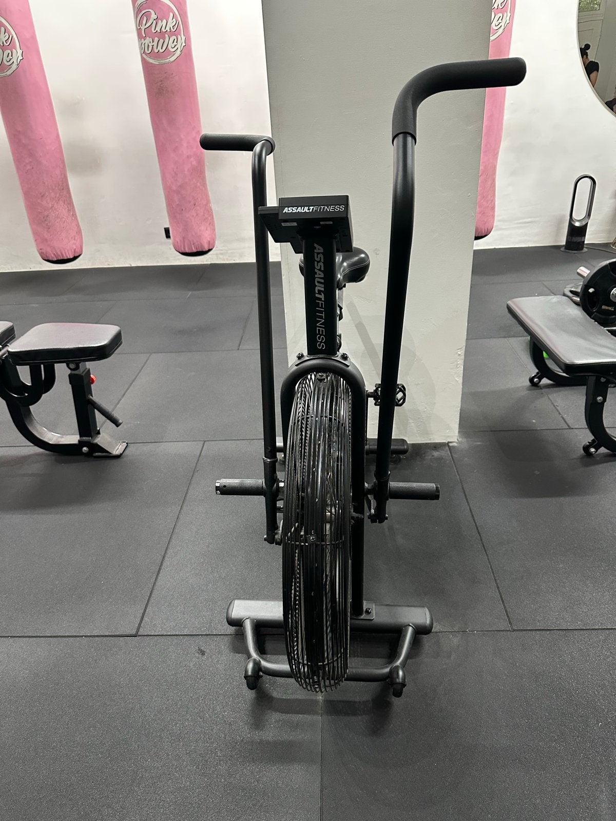 Assault Fitness Airbike Classic - In goede staat, Sport en Fitness, Ophalen, Armen, Zo goed als nieuw, Airbike