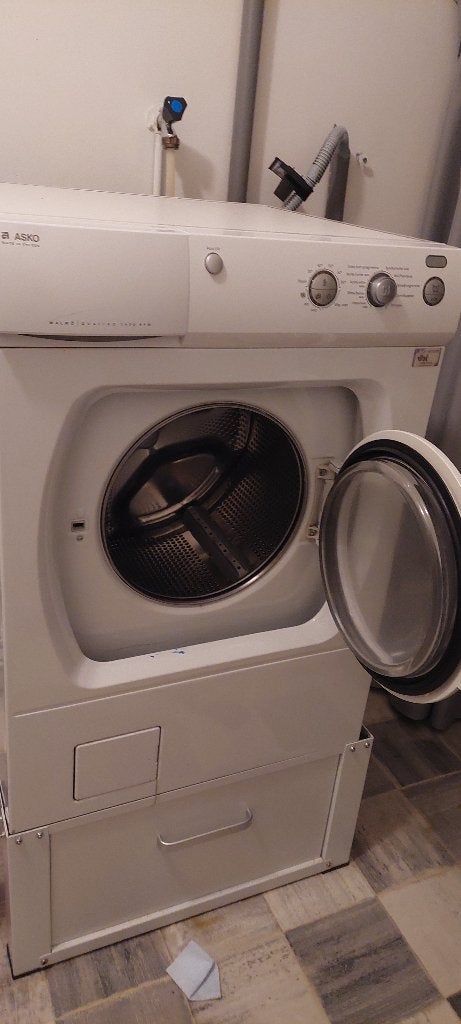 Asko wasmachine, Witgoed en Apparatuur, Wasmachines, Gebruikt, Voorlader, 6 tot 8 kg, 85 tot 90 cm, 1200 tot 1600 toeren, Handwasprogramma