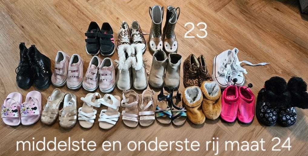 Grote partij kinderschoenen maat 23 en 24, Gebruikt, Schoenen, Ophalen of Verzenden, Vans