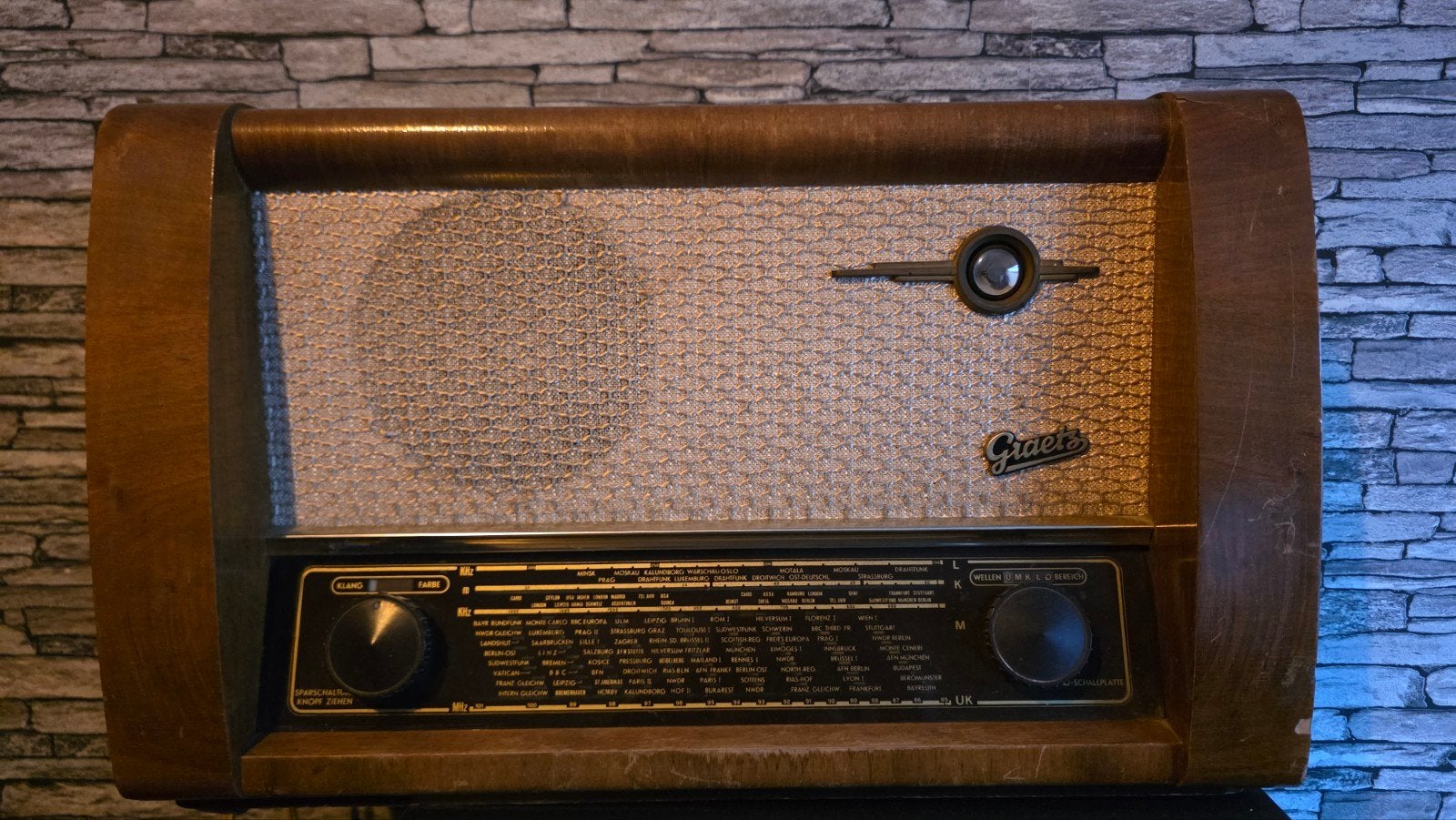 Vintage Graetz buizenradio, Antiek en Kunst, Antiek | Tv's en Audio, Ophalen