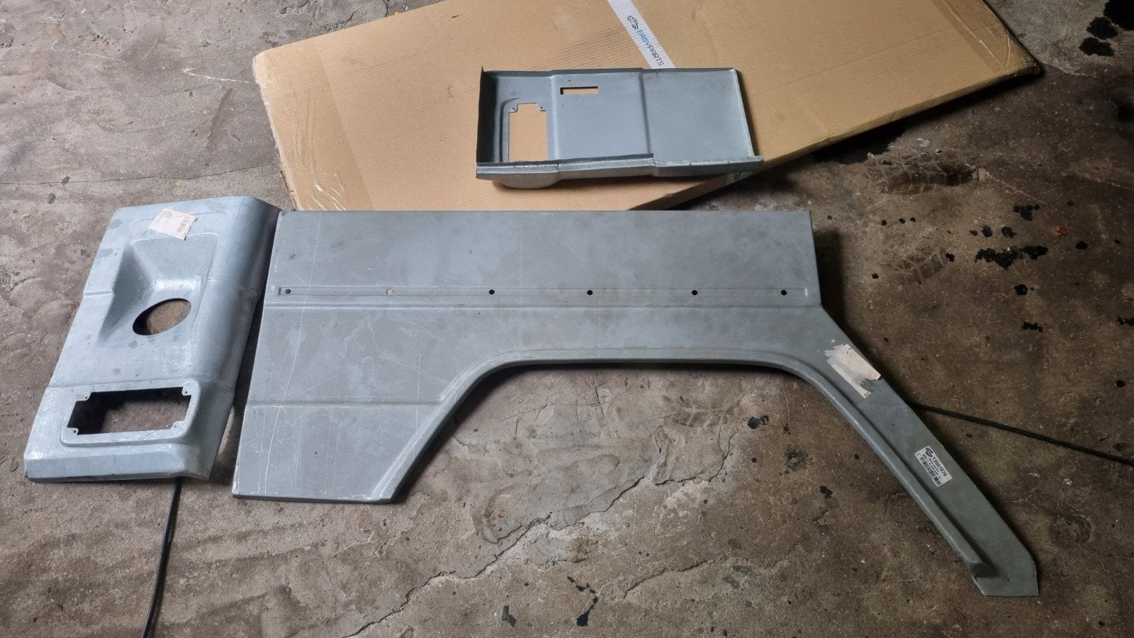 G klasse w460 plaatwerk/inlas delen, Auto-onderdelen, Carrosserie en Plaatwerk, Ophalen of Verzenden, Nieuw, Voor, Spatbord