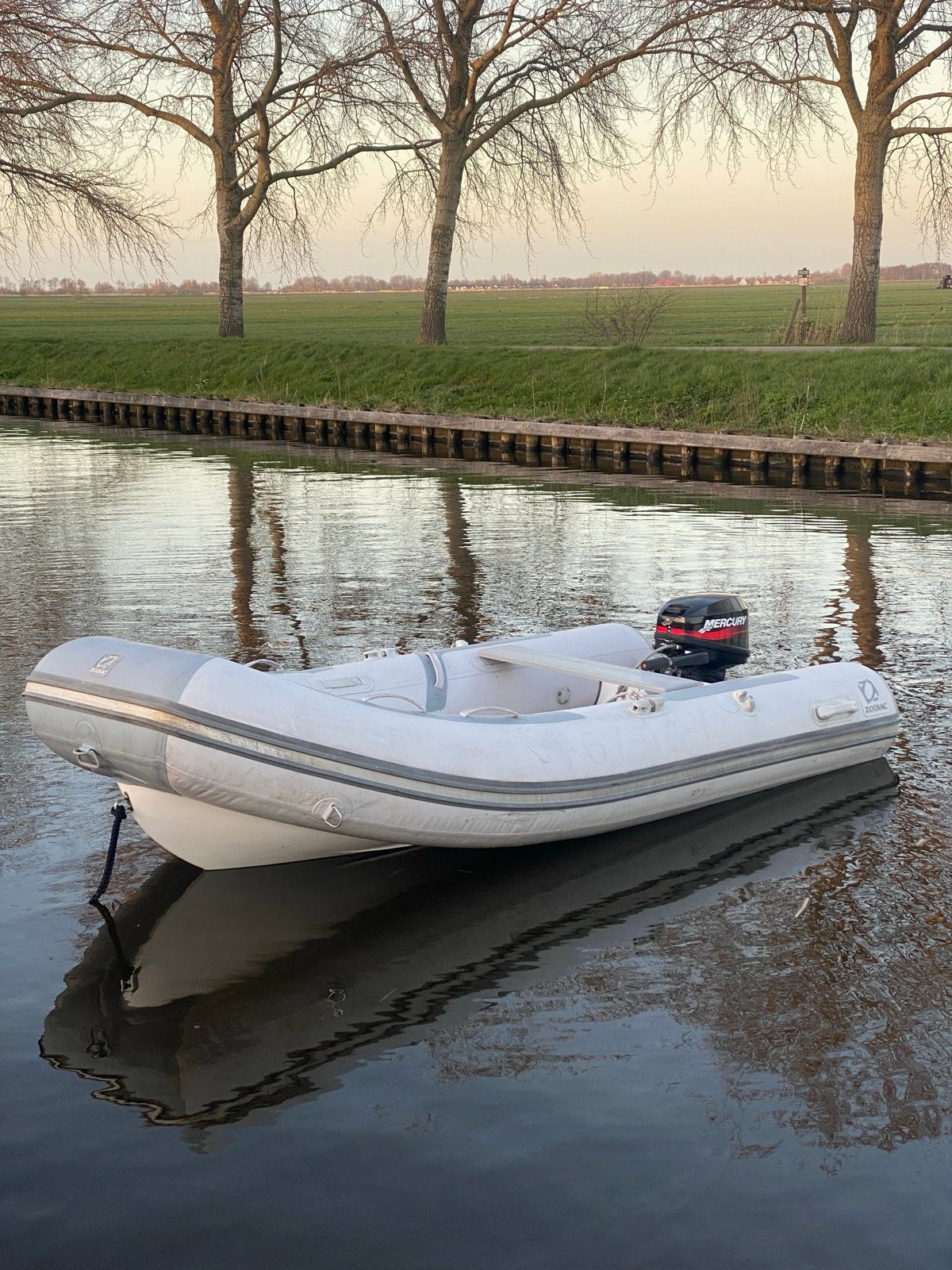 Zodiac 340 RIB met Mercury 8pk 2takt buitenboordmotor, Watersport en Boten, Rubberboten, 8 pk, Gebruikt, Zodiac, Brandstoftank
