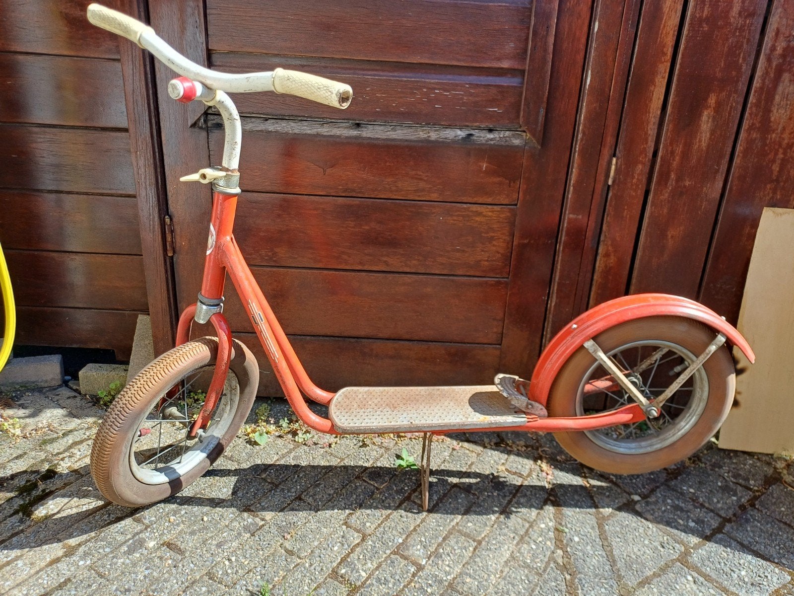 jaren 70 step (autoped), Ophalen