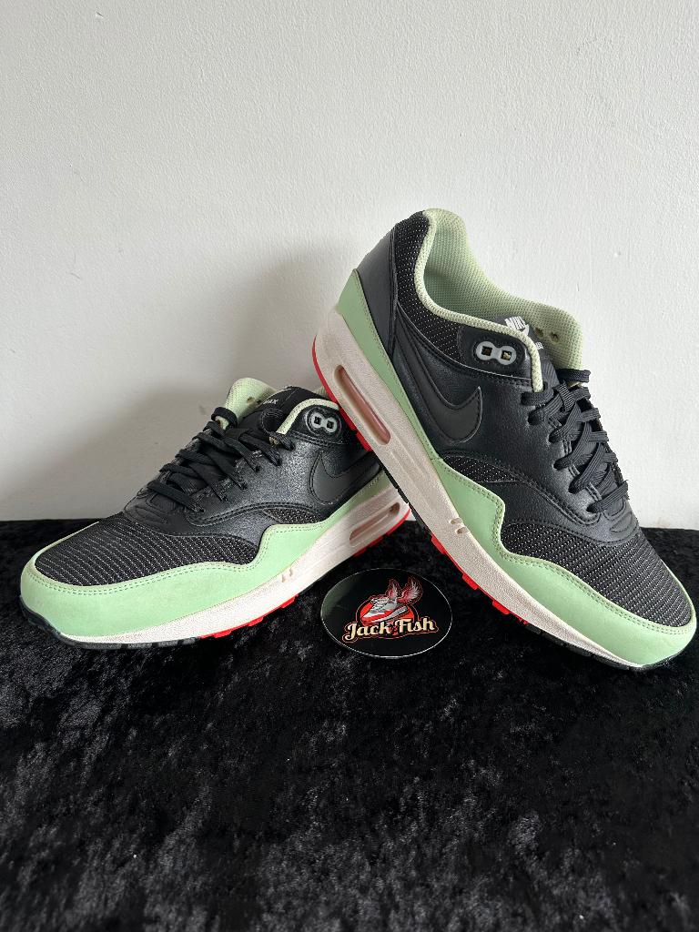 Nike air Max 1 FB Yeezy - size 42,5, Kleding | Heren, Schoenen, Gedragen, Sneakers of Gympen, Overige kleuren, Ophalen of Verzenden