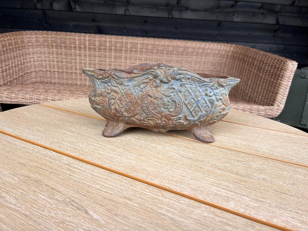 Klein gietijzeren Jardiniére, Antiek en Kunst, Curiosa en Brocante, Ophalen