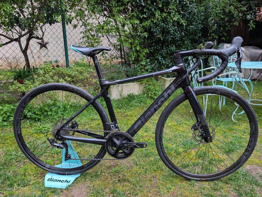 Bianchi Infinito 50 XE 105 2024, 28 inch, Gebruikt, Carbon, Heren
