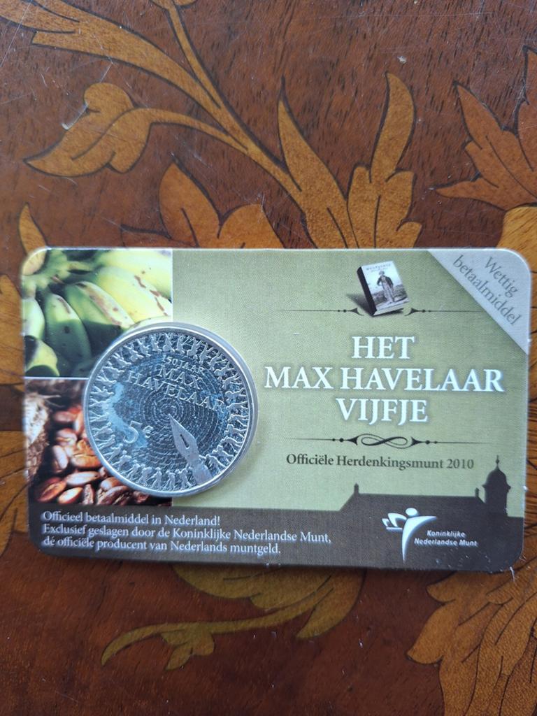 Het Max Havelaar Vijfje 2010 - Officiële Herdenkingsmunt, Koningin Beatrix, Zilver, Euro's, Ophalen of Verzenden