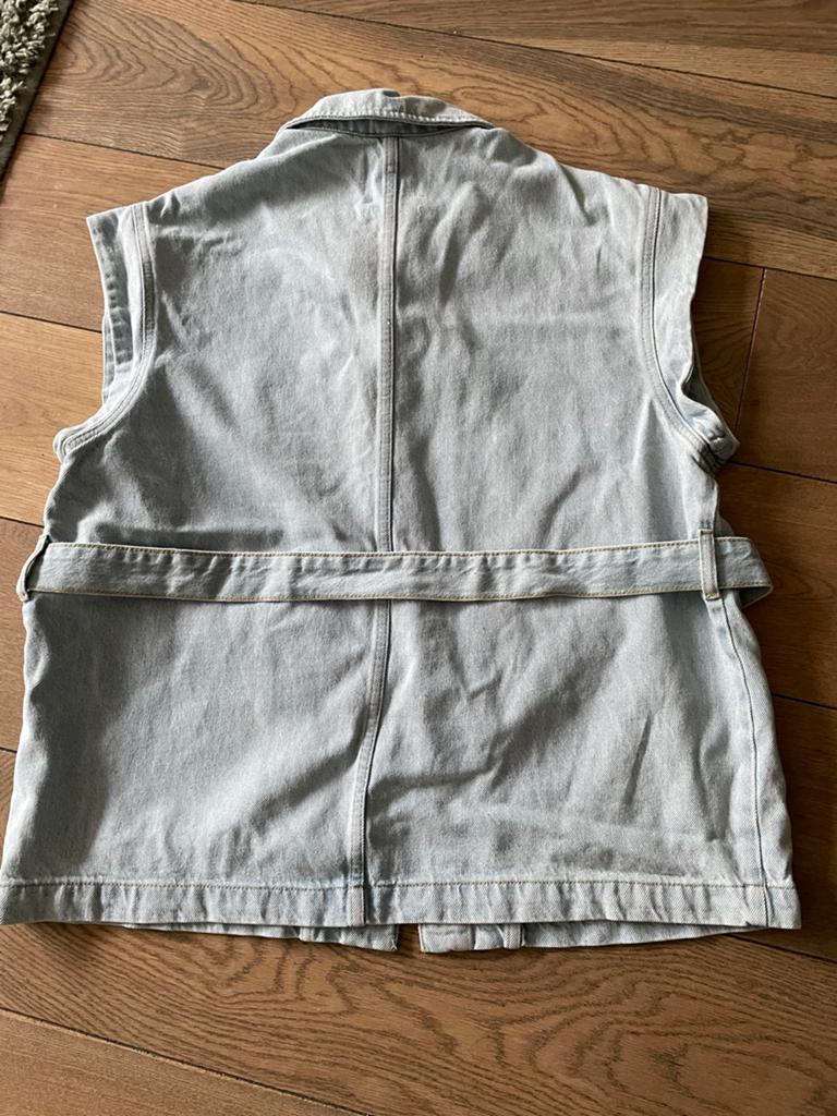 Lichtblauwe denim gilet van Cotton Club - Maat M, Ophalen of Verzenden, Zo goed als nieuw