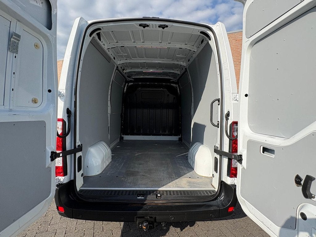 Renault Master 2.3DCi 150PK L2H2 / 2x Schuifdeur / Cruisecon, Auto's, Bestelauto's, Voorwielaandrijving, Stof, Gebruikt, 4 cilinders