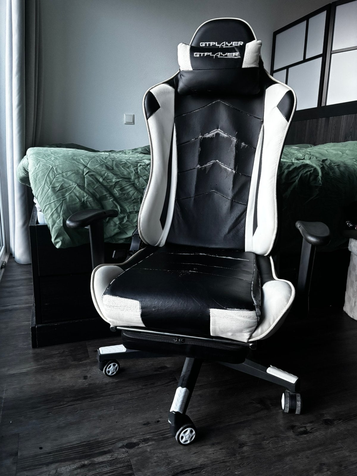 Gaming chair, Ophalen of Verzenden, Zo goed als nieuw, Zwart