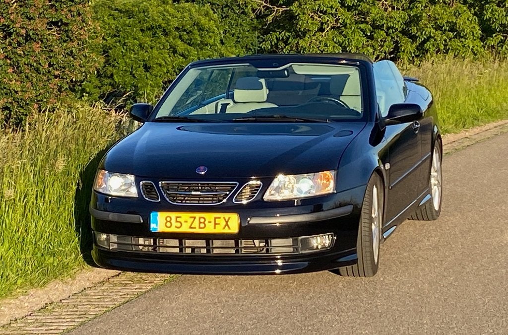 Saab 9-3 Cabrio 2.8 V6 Aero AUT 2007 Zwart, Auto's, Saab, 1675 kg, Cabriolet, 4 stoelen, Zwart