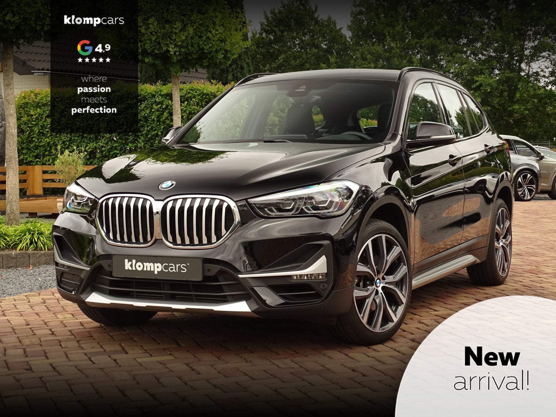 BMW X1 xDrive20i M-Sportstuur | HUD | 4x4 | BTW-Auto | Sport, Auto's, 1998 cc, Gebruikt, Zwart, Leder