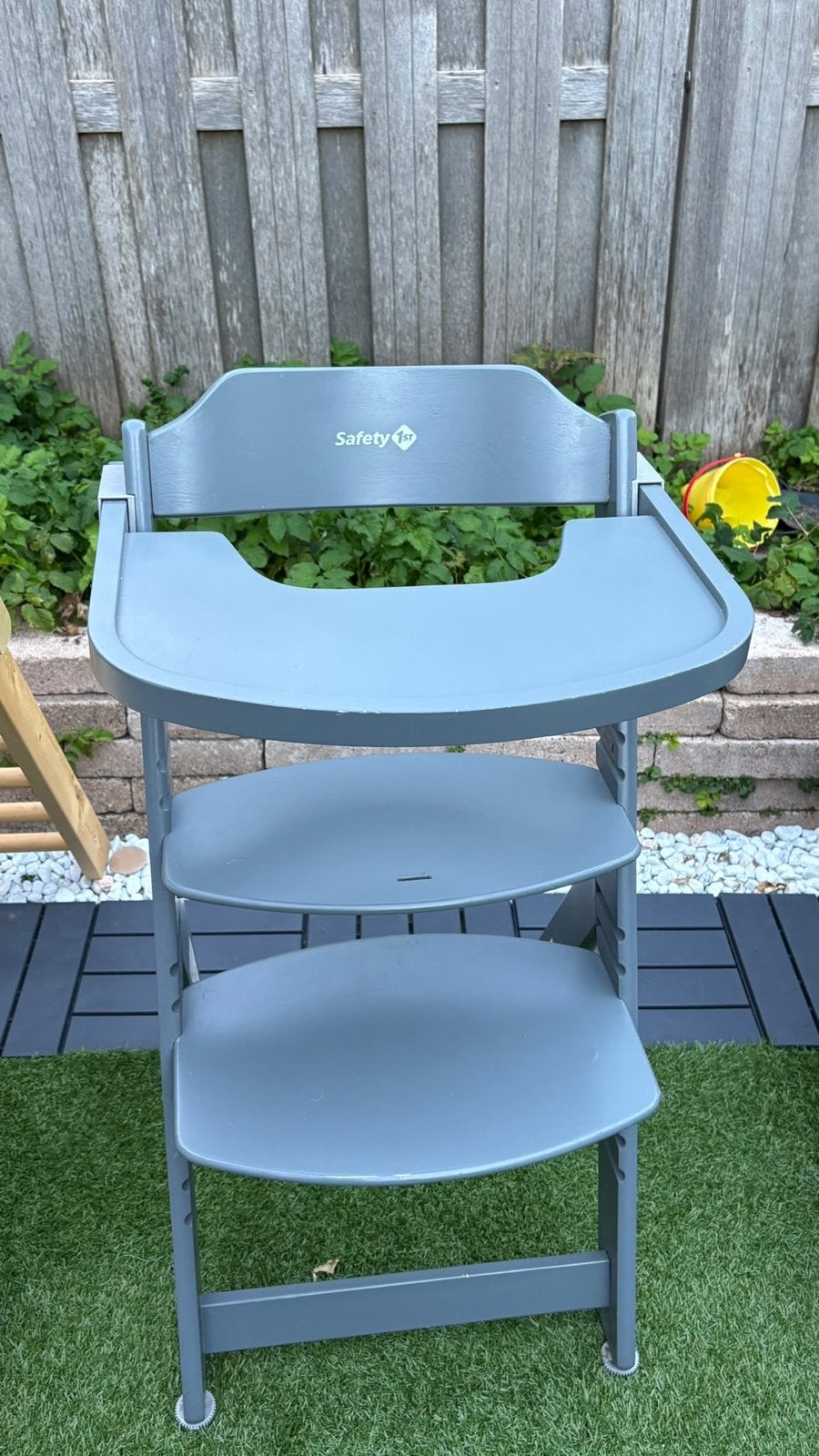 Twee Safety 1st meegroeistoelen met eetblad, Kinderen en Baby's, Ophalen, Gebruikt, Meegroeistoel, Afneembaar eetblad