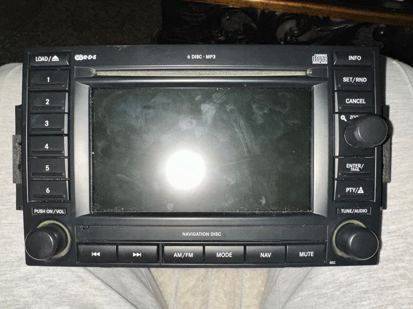Navigatiesysteem multimedia radio chrysler dodge jeep, Ophalen of Verzenden, Zo goed als nieuw