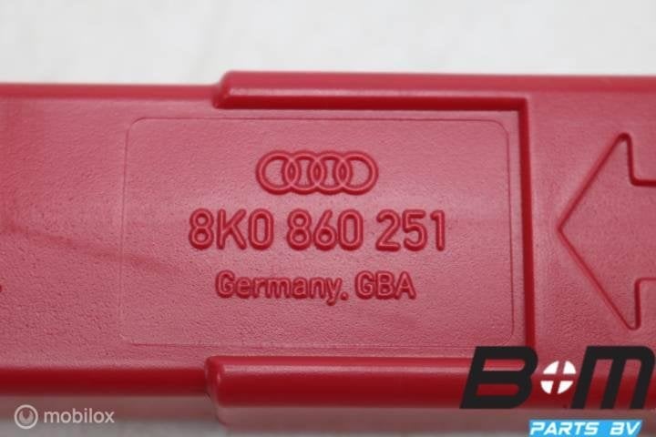 Gevarendriehoek Audi A3 8V 3drs FL 8K0860251, Gebruikt