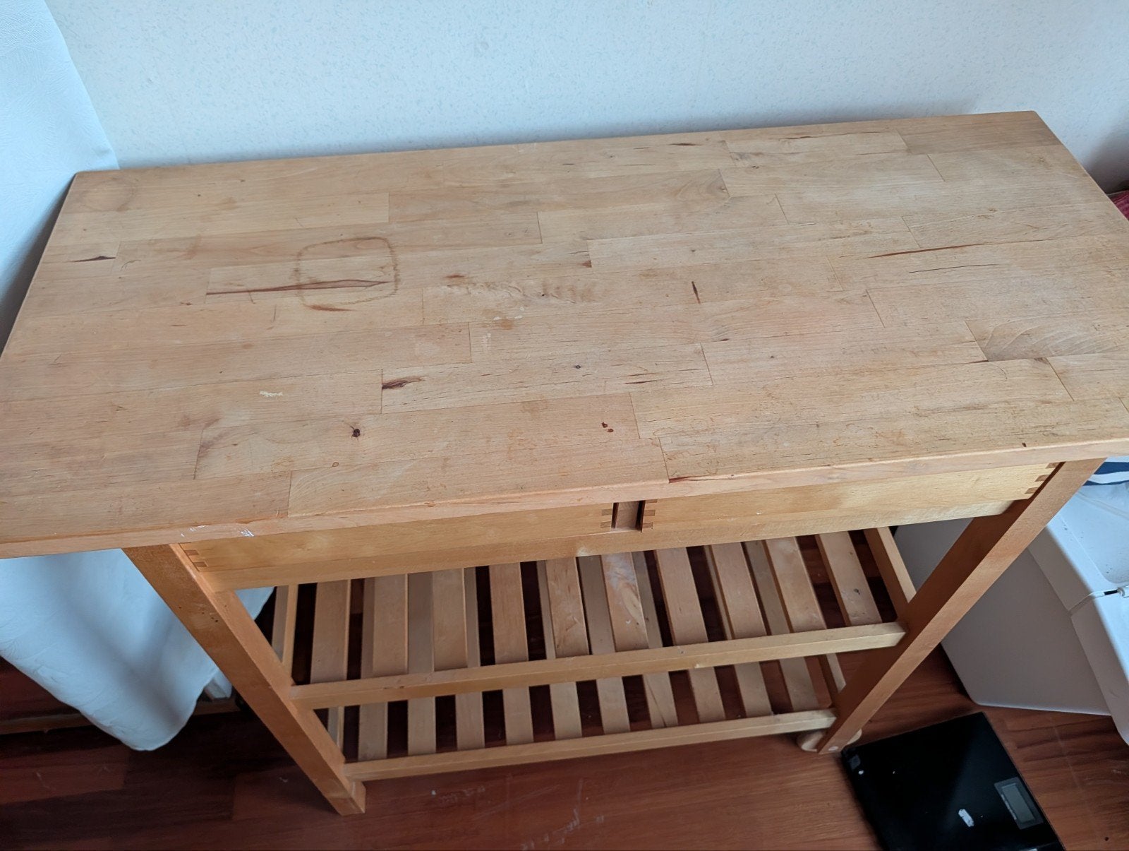 Houten keukentrolley FÖRHÖJA
Roltafel, berken, 100x43 cm hoo, Ophalen, Minder dan 50 cm, Gebruikt, 100 tot 150 cm