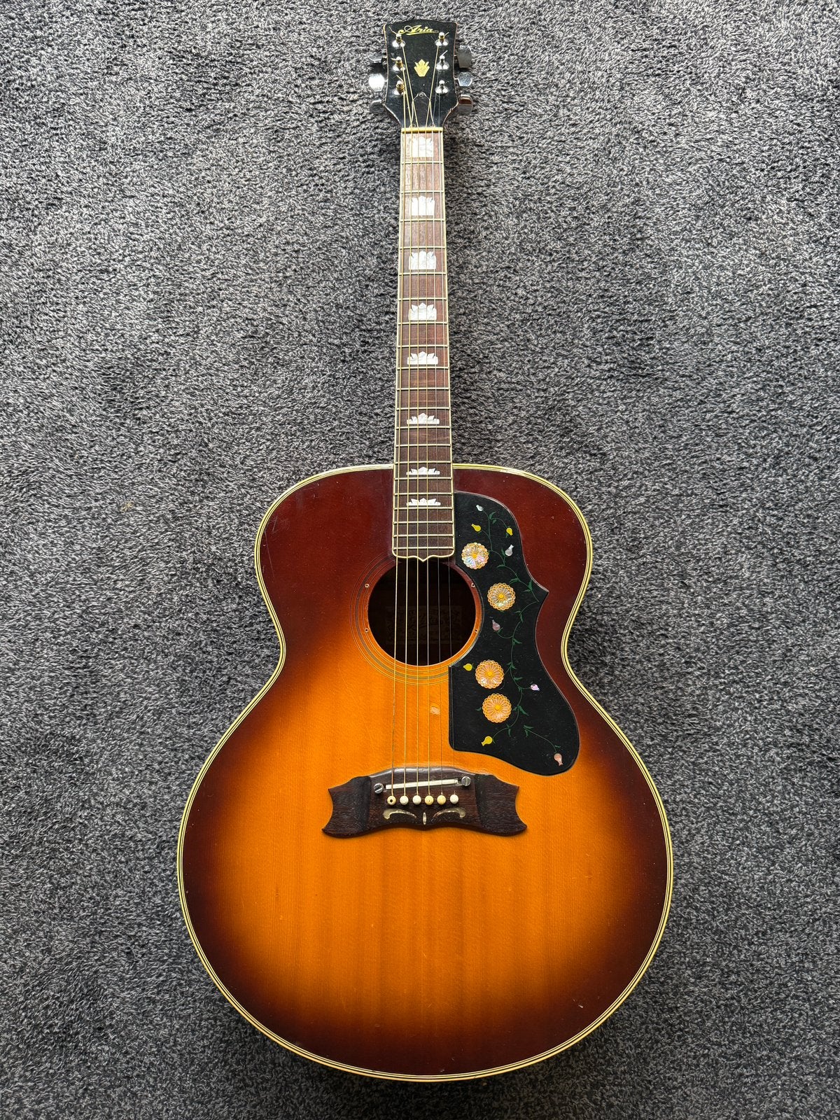 ARIA J-200 JUMBO JAREN 70 JAPAN, Muziek en Instrumenten, Snaarinstrumenten | Gitaren | Akoestisch, Ophalen, Gebruikt, Western- of Steelstringgitaar