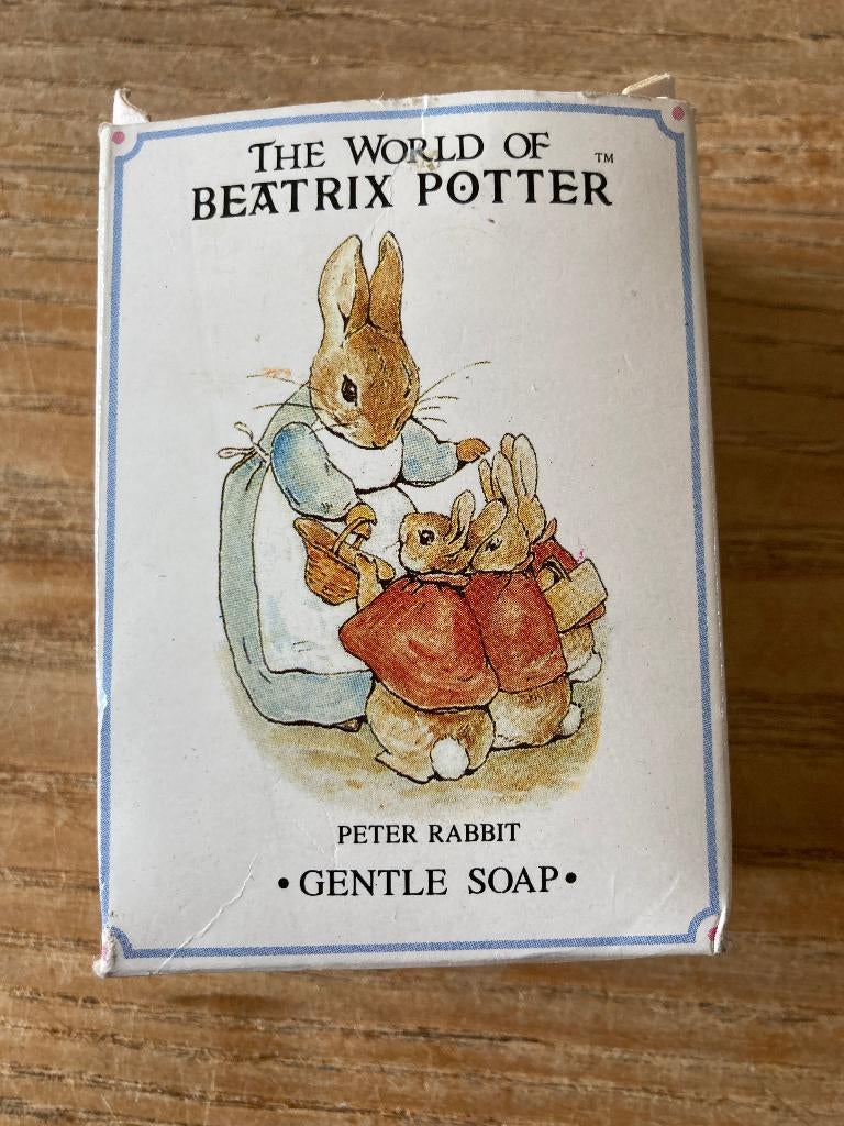 Vintage Beatrix Potter - Peter Rabbit - zeep - 125 gr, Ophalen of Verzenden, Nieuw, Bad & Douche