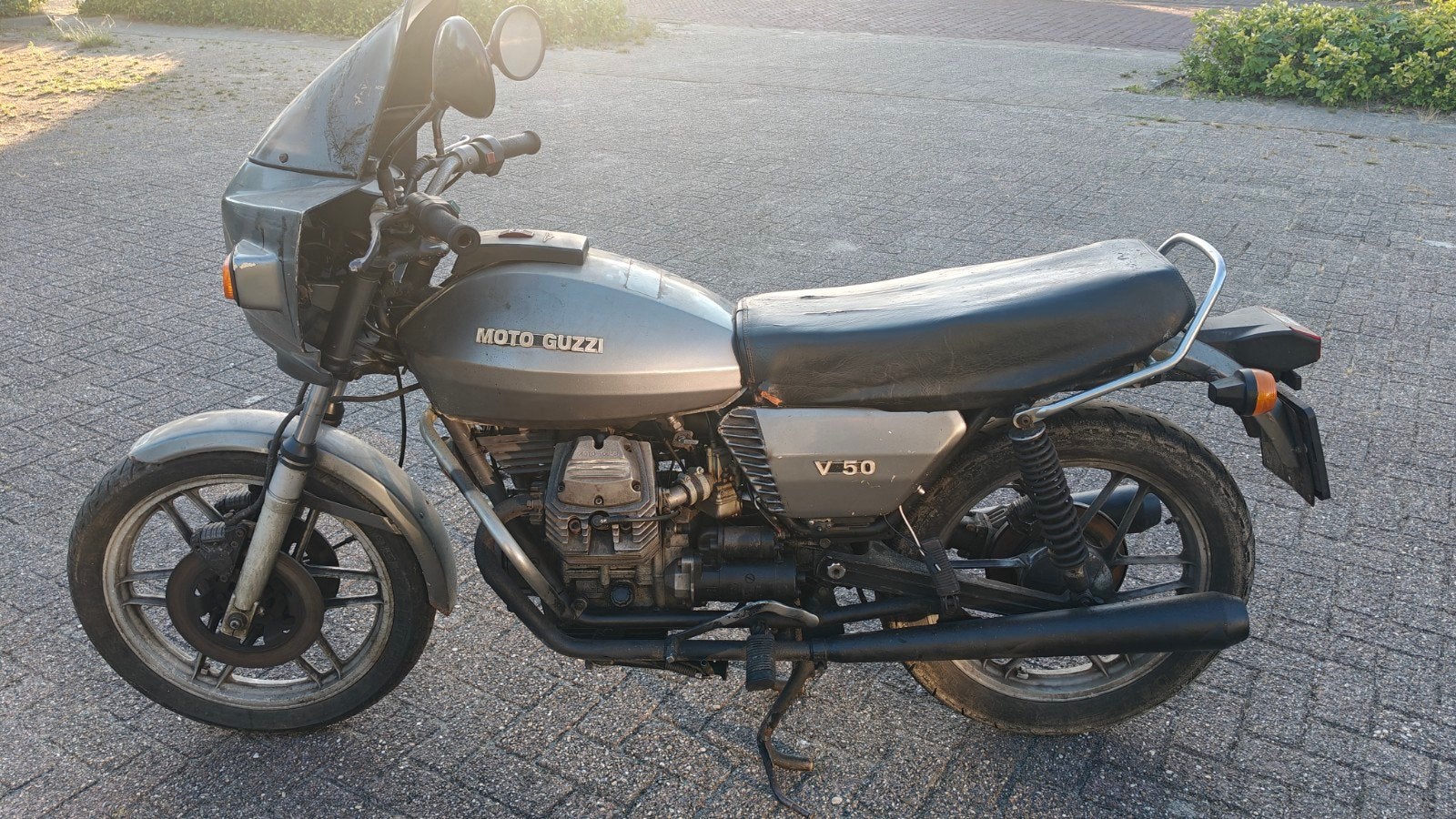 Moto Guzzi V50 type1, Motoren, 2 cilinders, Gebruikt, Handgeschakeld, 500 cc