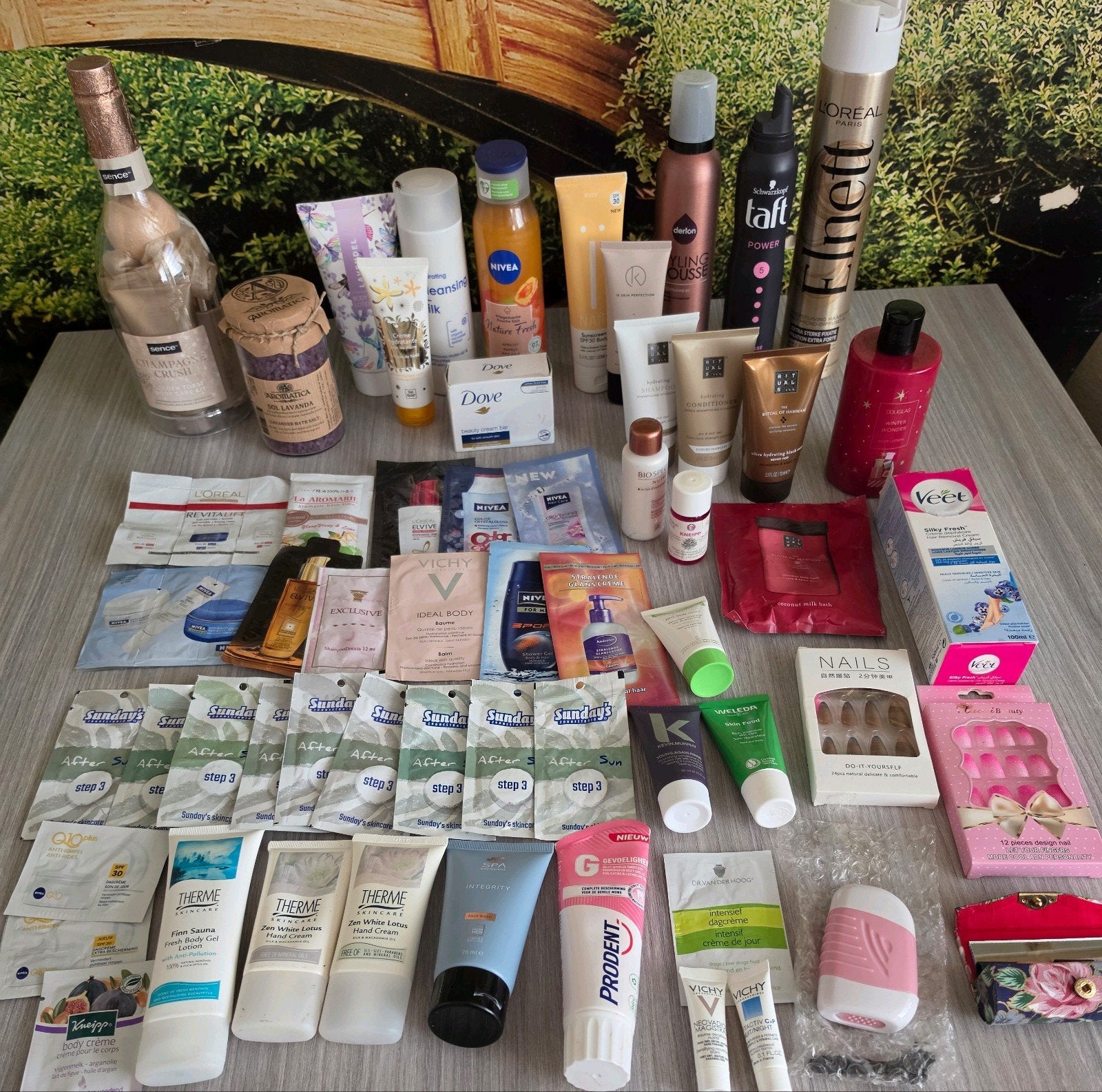 Pakket met diverse beauty + verzorgingsproducten o.a rituals, Ophalen of Verzenden, Nieuw, Overige typen
