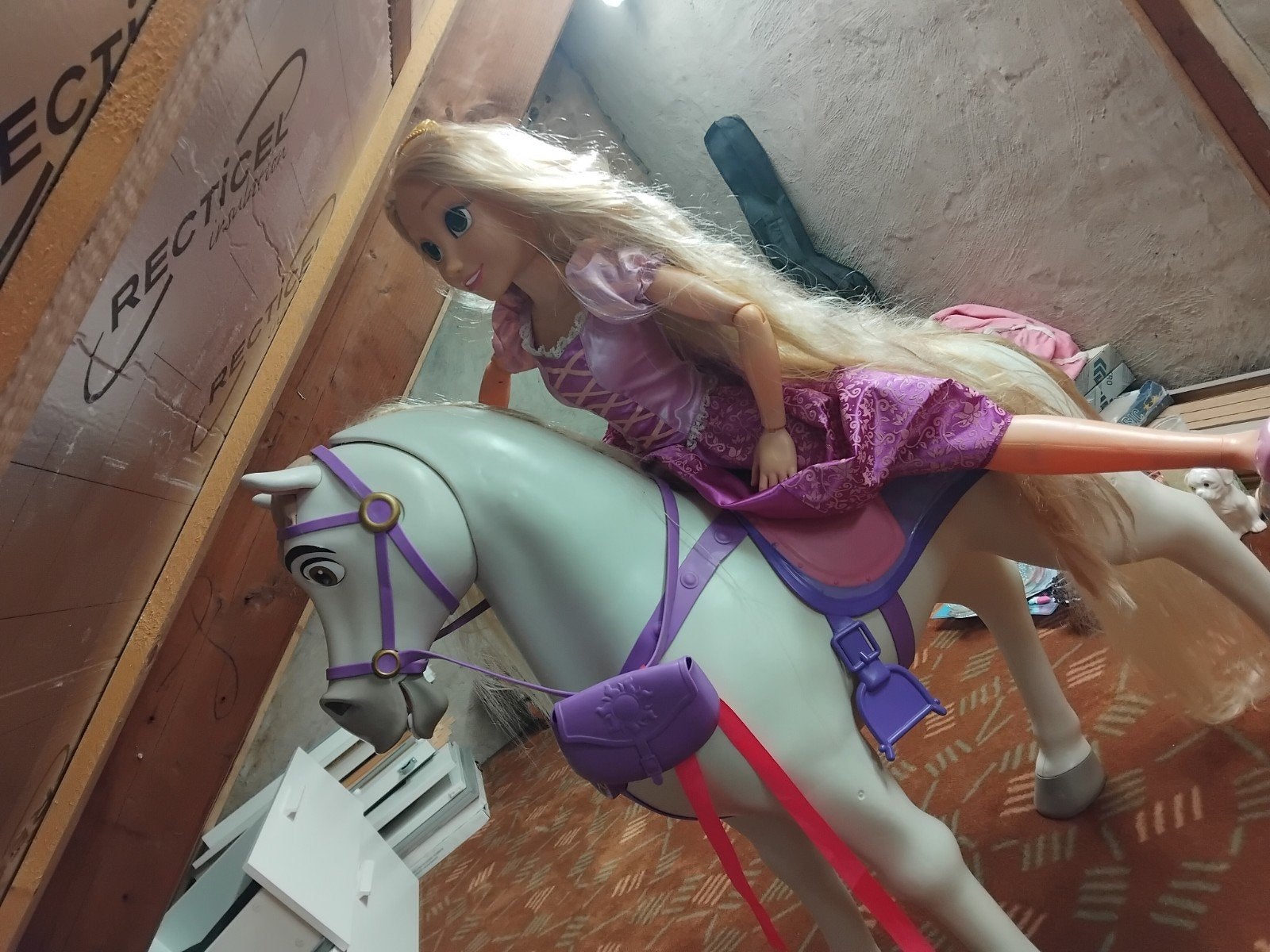 rapunzel pop en paard, Ophalen, Gebruikt, Babypop