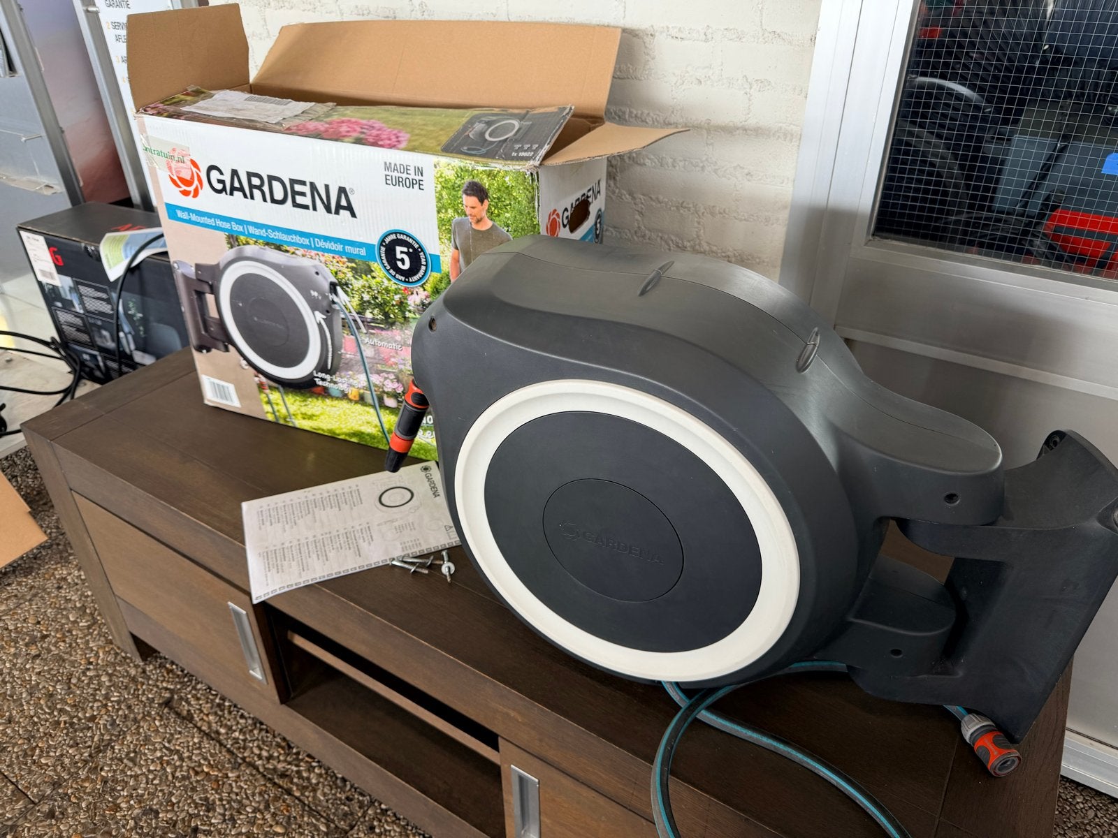 Gardena RollUp M/L Wandslangbox 25m! Goede staat met doos!, Tuin en Terras, Ophalen, Gebruikt, Tuinslanghaspel