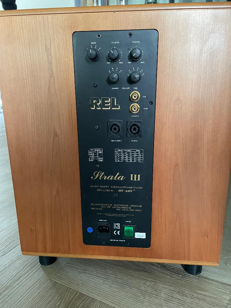 REL Strata III high-end subwoofer, Audio, Tv en Foto, Luidsprekers, Gebruikt, Subwoofer, 120 watt of meer, Ophalen