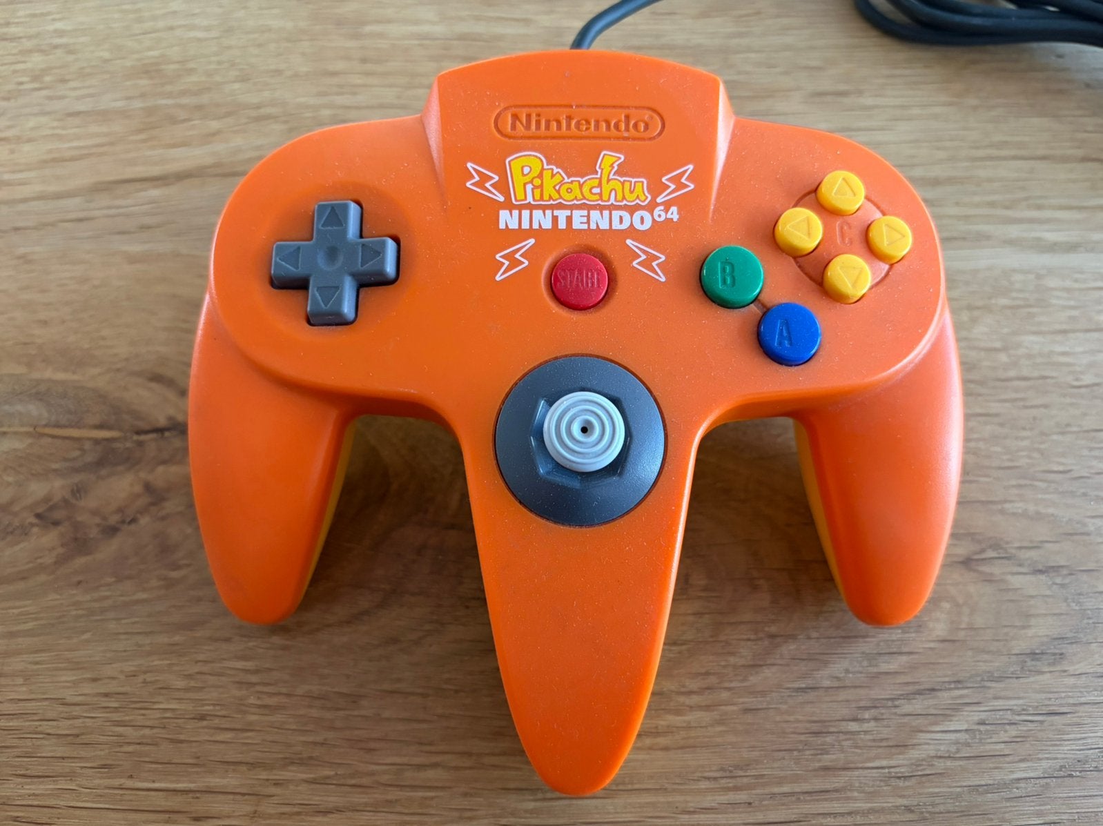 Pikachu Pokemon Limited Edition Controller, Spelcomputers en Games, Ophalen of Verzenden, Gebruikt