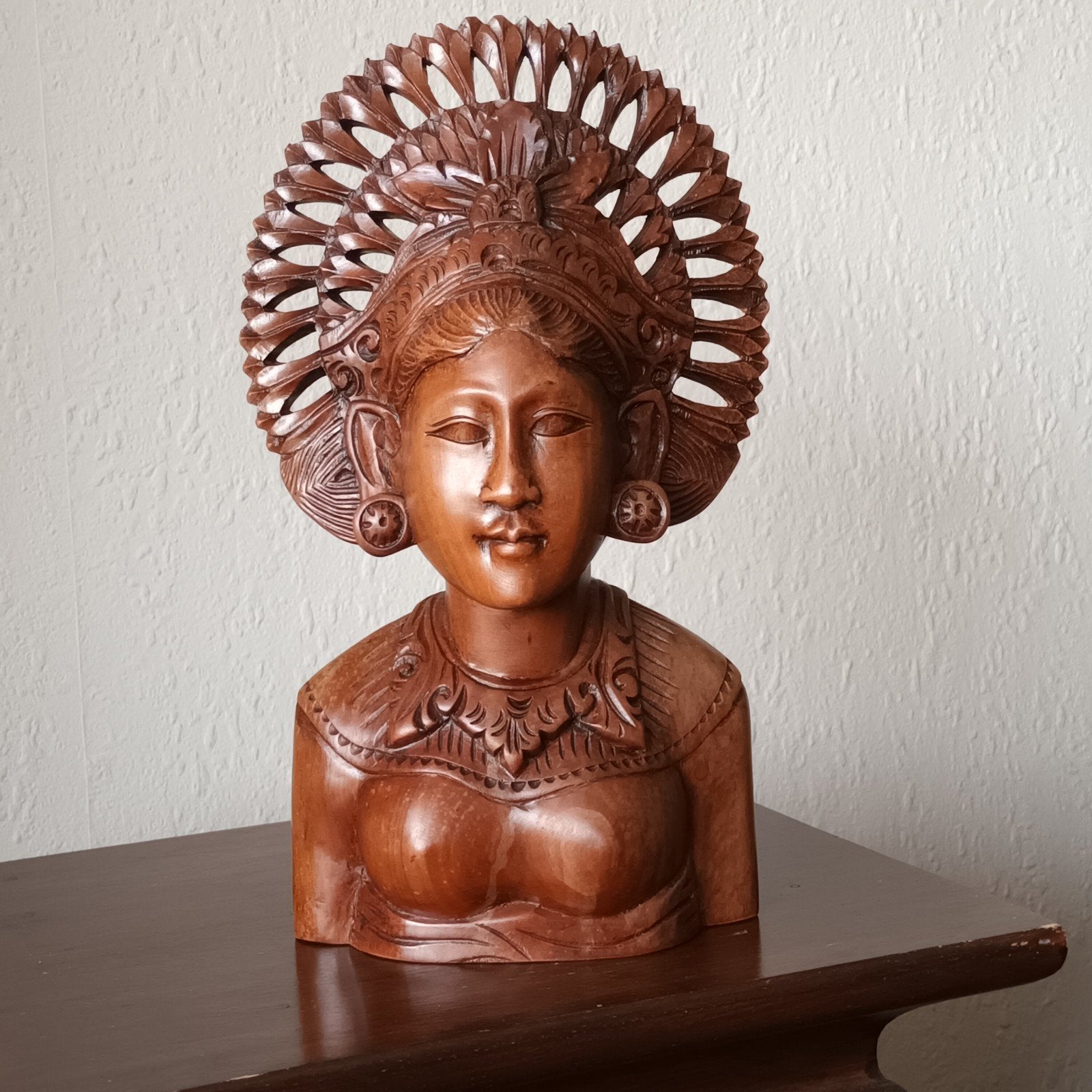 Bali, Indonesië, buste vrouw met hoofd versiering, Ophalen of Verzenden