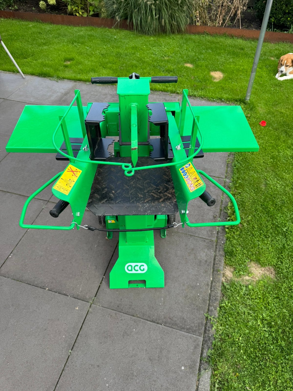 Ecg houtklover 8 ton, Tuin en Terras, Ophalen, Zo goed als nieuw, Elektrisch, Staand
