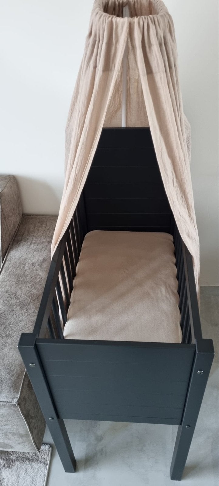 Kidsmill Noa Wieg Mat Zwart zonder hemeltje met matras, Ophalen, Zo goed als nieuw, Wieg