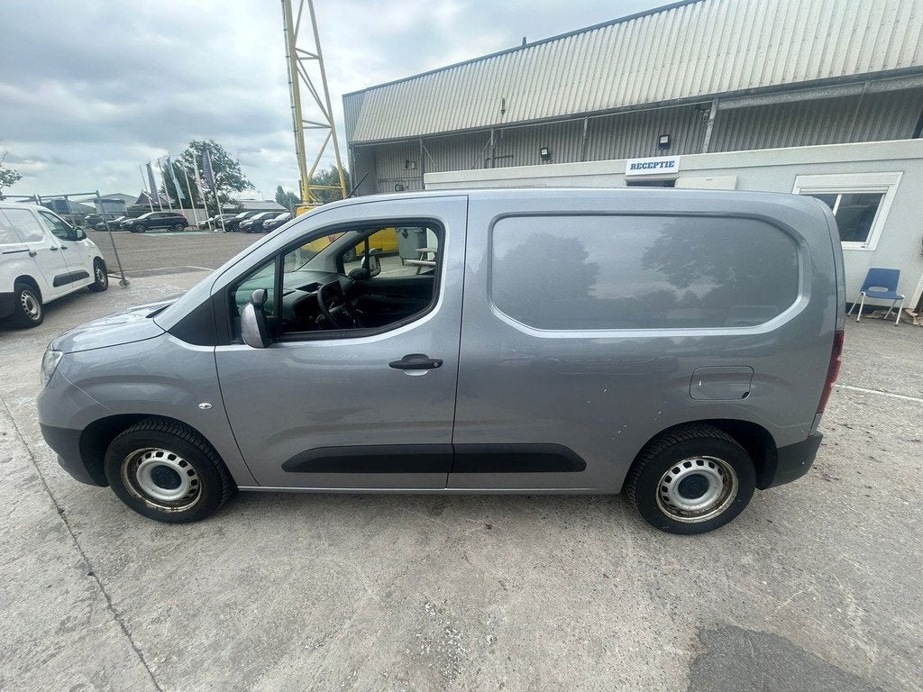 Opel Combo 1.5D L1H1 Edition euro 6, Voorwielaandrijving, Gebruikt, 4 cilinders, Navigatiesysteem