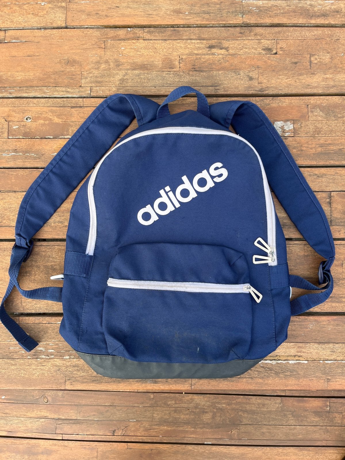 Adidas Rugzak - Donkerblauw met Wit Logo, Sieraden, Tassen en Uiterlijk, Tassen | Rugtassen, Ophalen of Verzenden, Gebruikt, 25 tot 40 cm