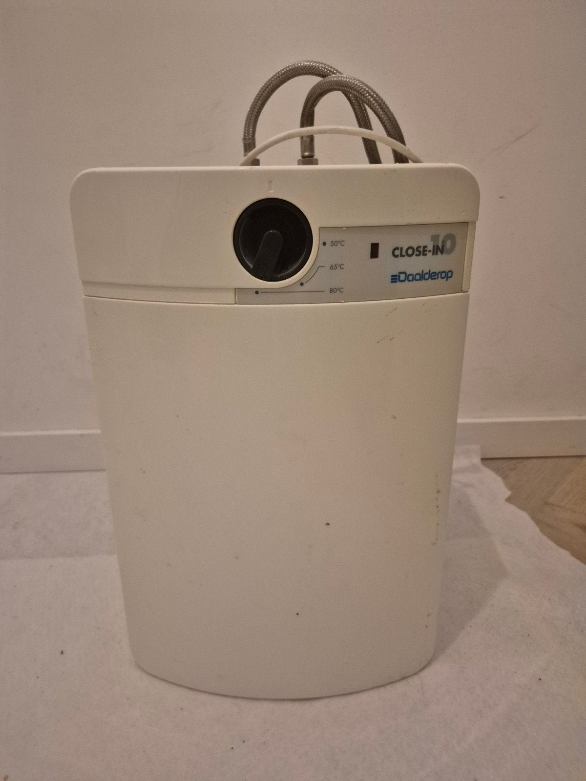 Daalderop Close-in 10 liter boiler, Gebruikt, Aardgas, Minder dan 20 liter, Onbekend