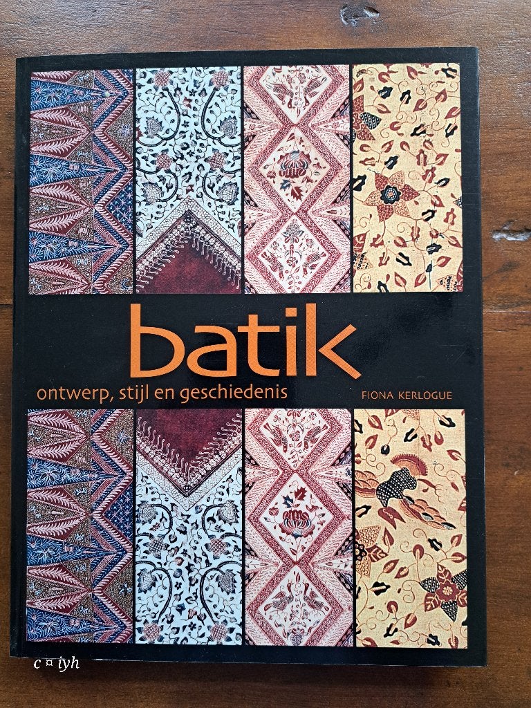 F. Kerlogue - BATIK : ontwerp, stijl, geschiedenis I.z.g.s., Boeken, Mode, Verzenden, Zo goed als nieuw, Overige onderwerpen