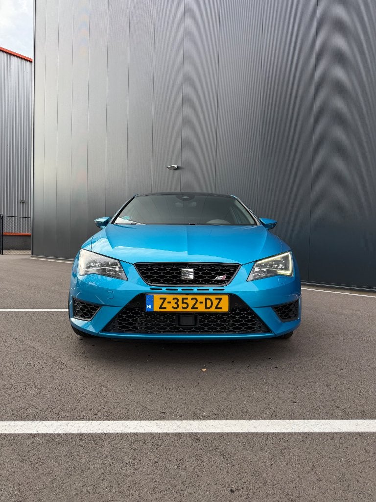 Foto 5 van Seat Leon Cupra 2.0 TSI ST DSG 2016 Blauw