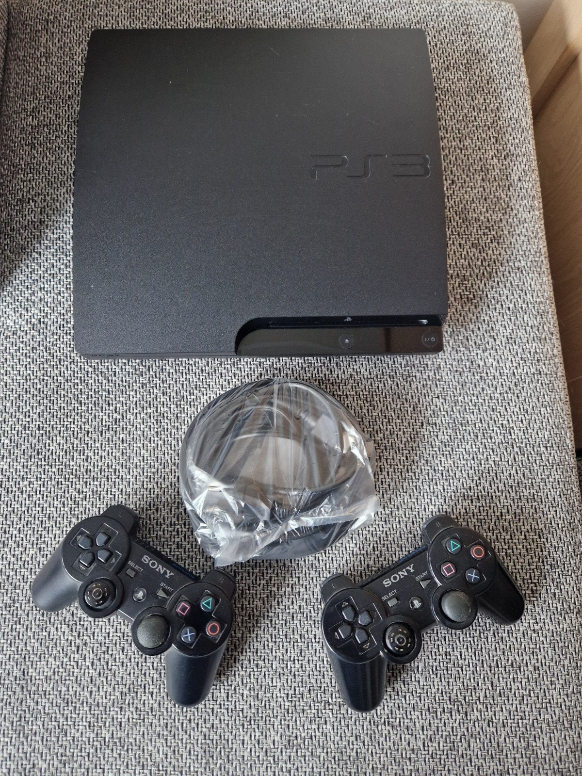 Playstation 3 Slim Met Controllers & Spellen, Met games, Met 2 controllers, Ophalen of Verzenden, Zo goed als nieuw