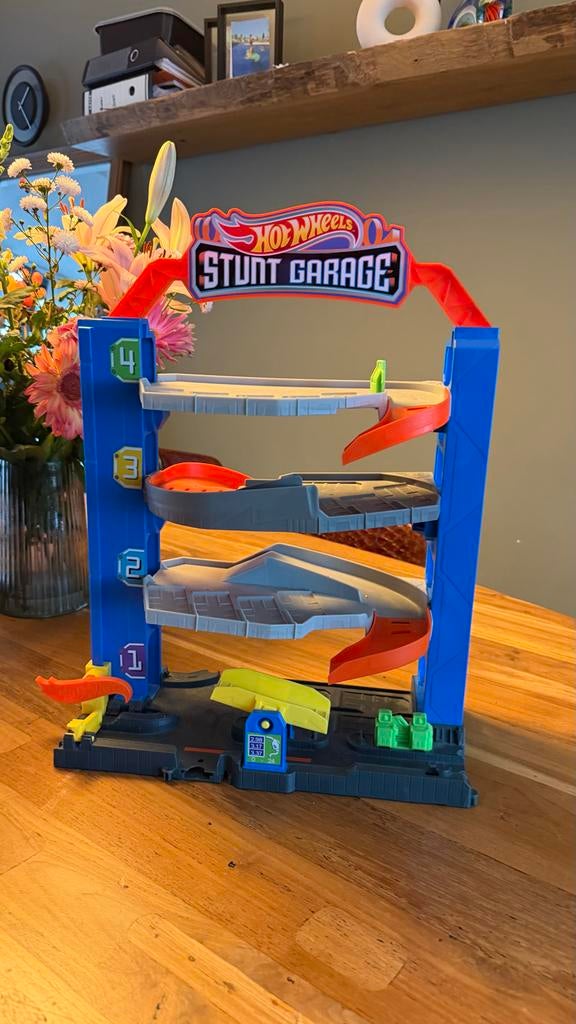 Hot Wheels Stunt Garage Parkeergarage, Ophalen of Verzenden, Zo goed als nieuw, Handmatig, Hot Wheels