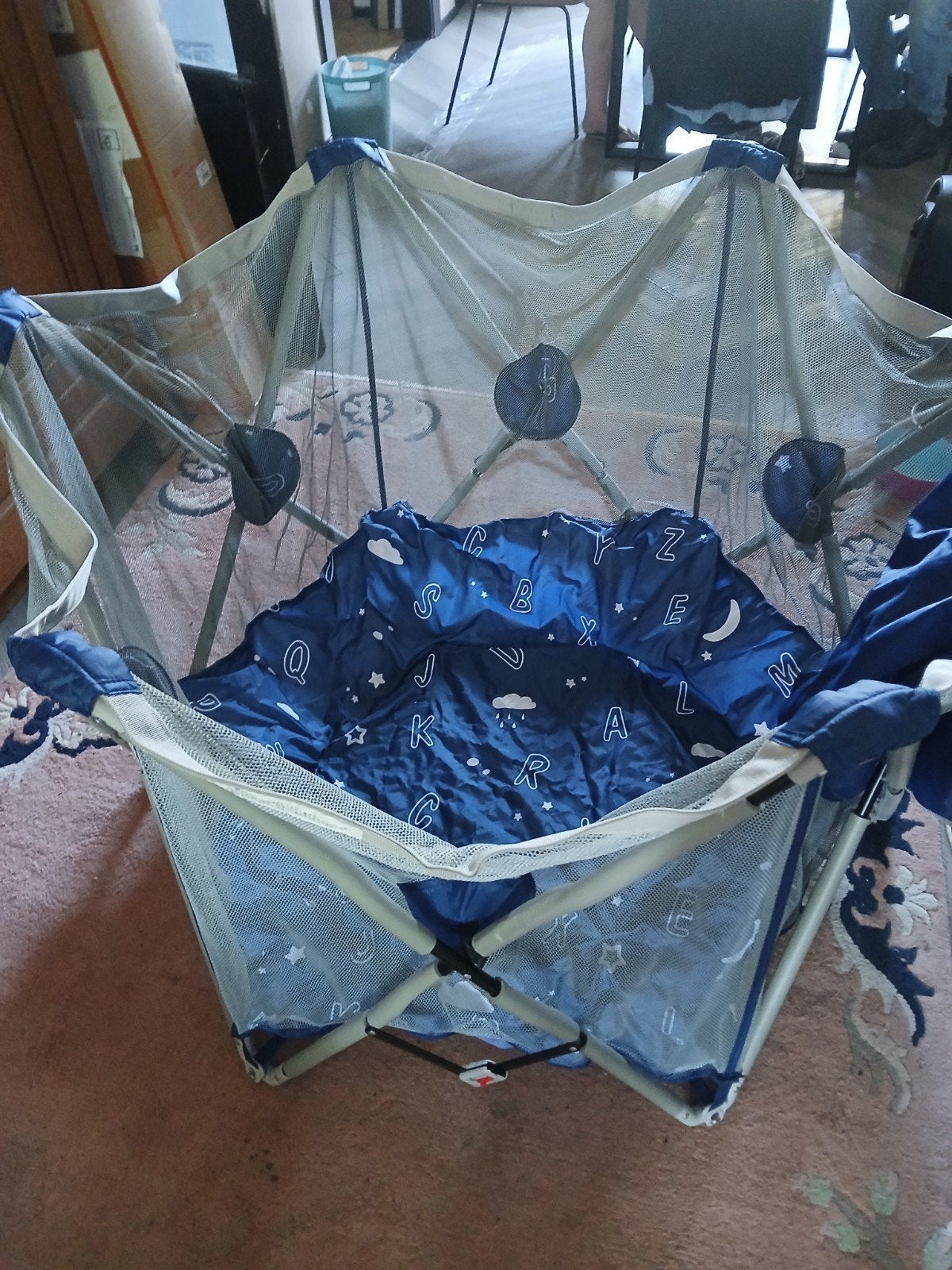Draagbare Baby Box - Ideaal voor Reizen, Ophalen of Verzenden, Nieuw, Overige vormen
