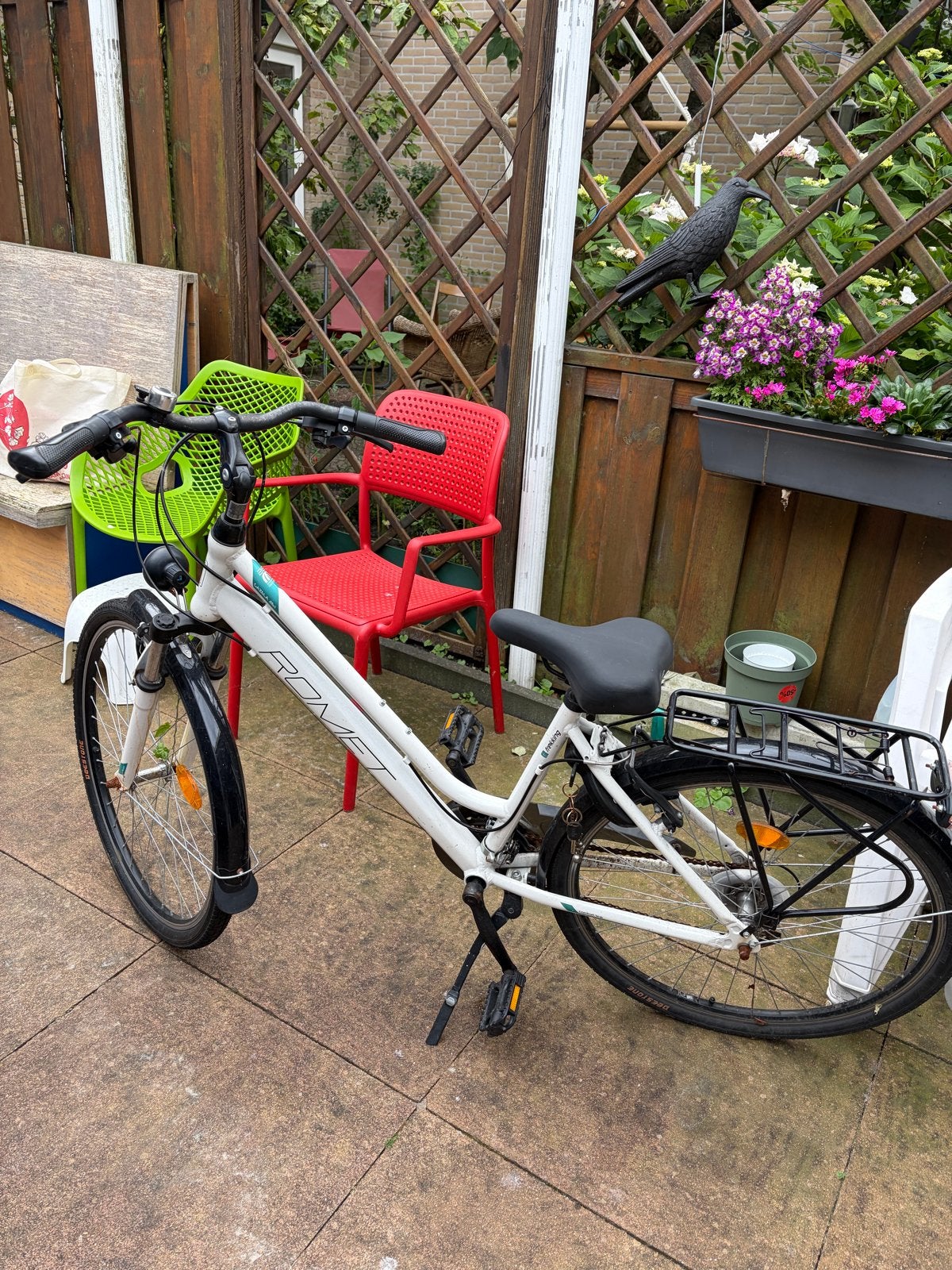 26 inch meisjesfiets in Amsterdam, Fietsen en Brommers, Gebruikt, Velgrem, Handrem, Ophalen