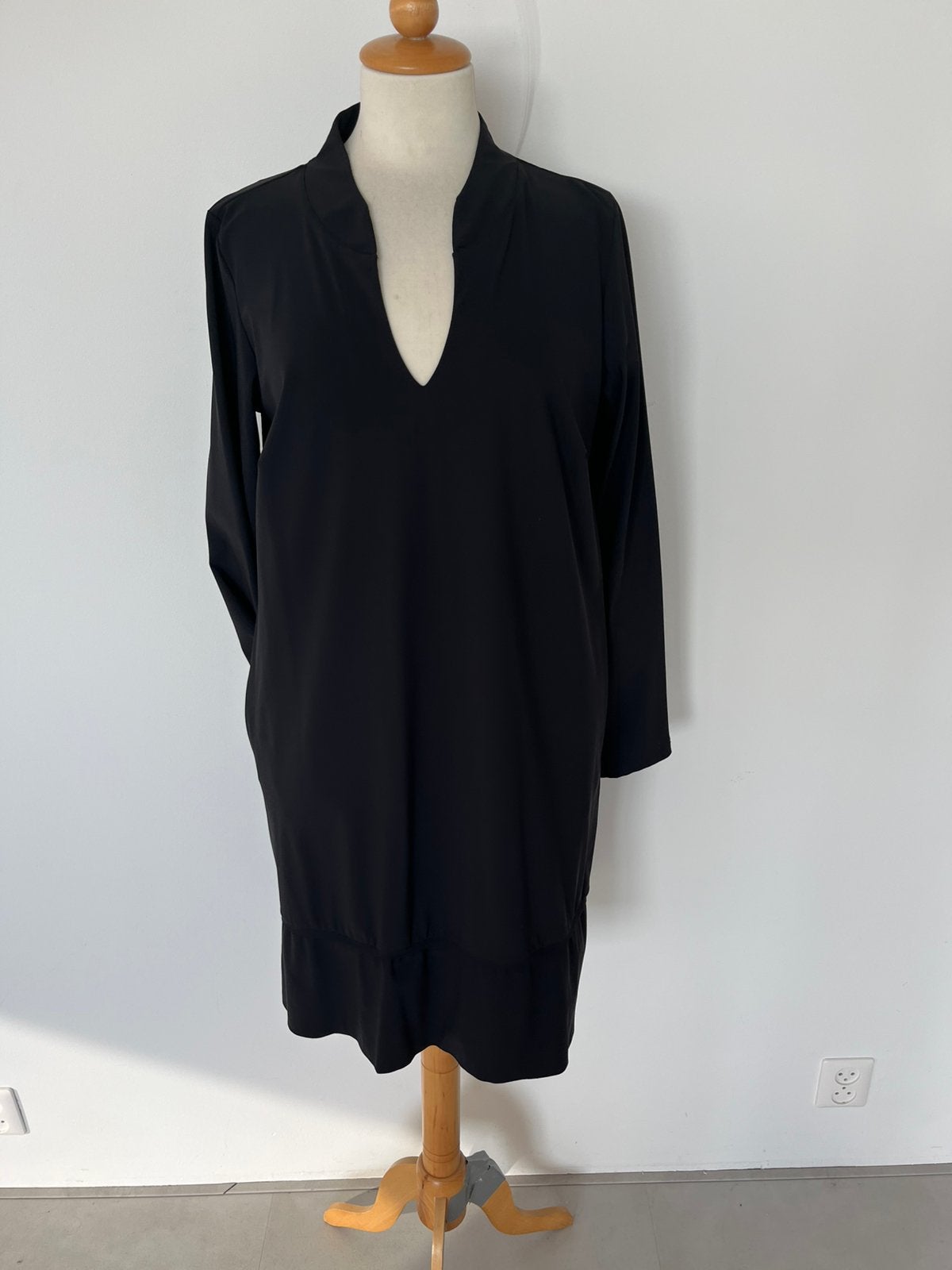 zwart travelstof  jurkje / tuniek van Zeitlos maat 1 = M, Kleding | Dames, Maat 38/40 (M), Zwart, Ophalen of Verzenden, Knielengte
