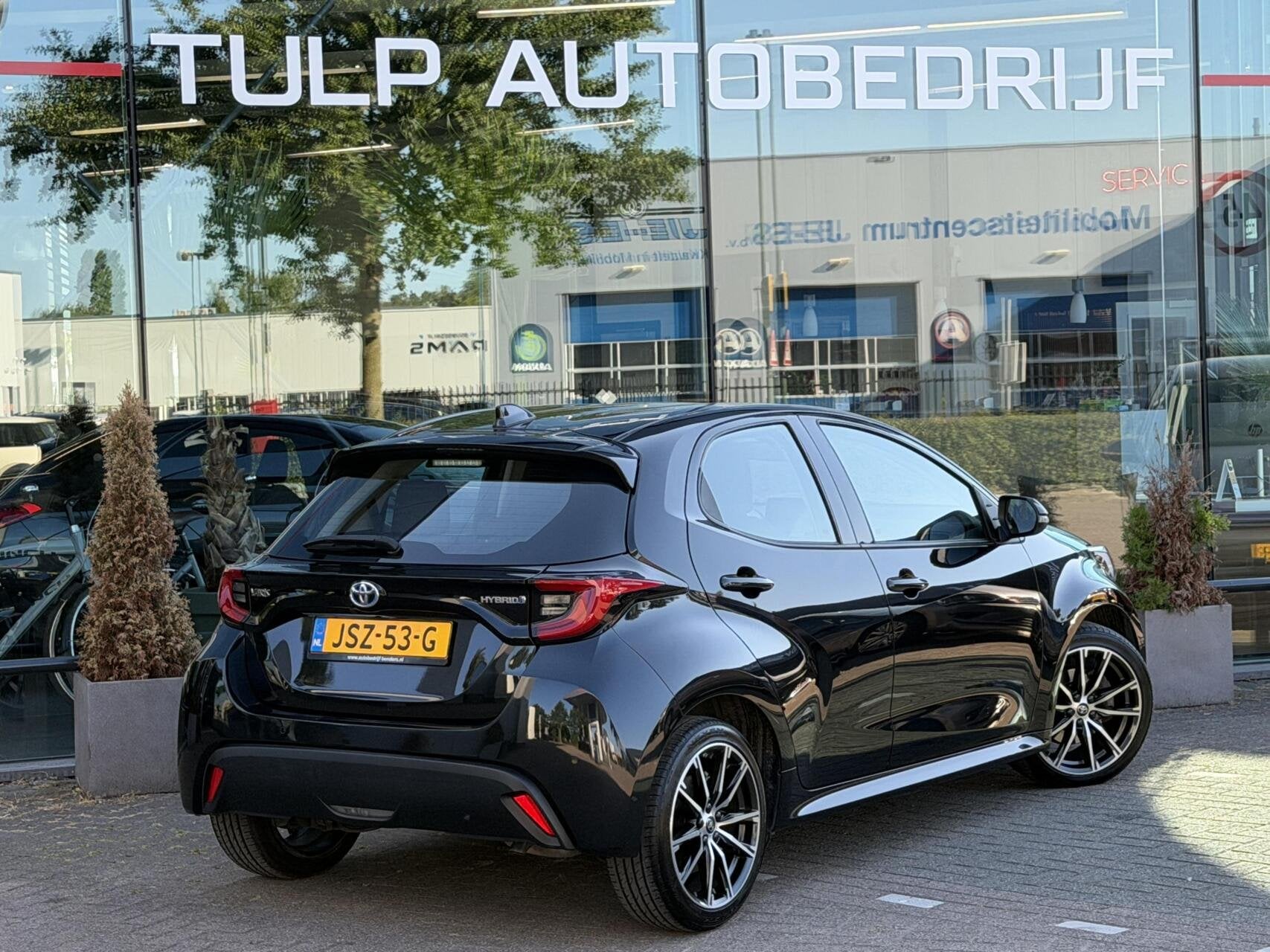 Toyota Yaris 1.5 Hybrid Active Automaat 2022 Navi Clima pdc, Auto's, Gebruikt, Euro 6, Zwart, 1490 cc