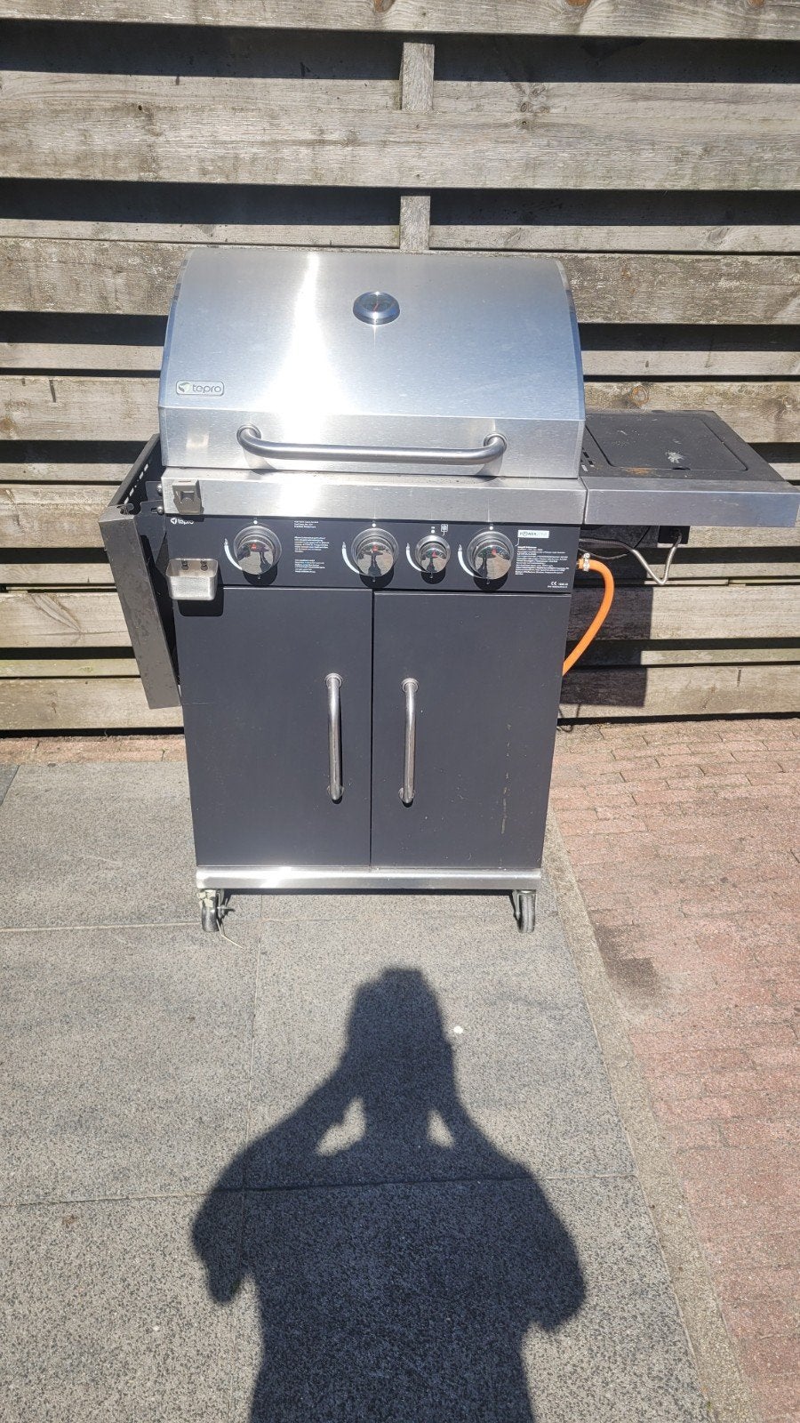 Tepro Gasbarbecue met 4 branders en zijbrander, Ophalen, Gebruikt, Tepro