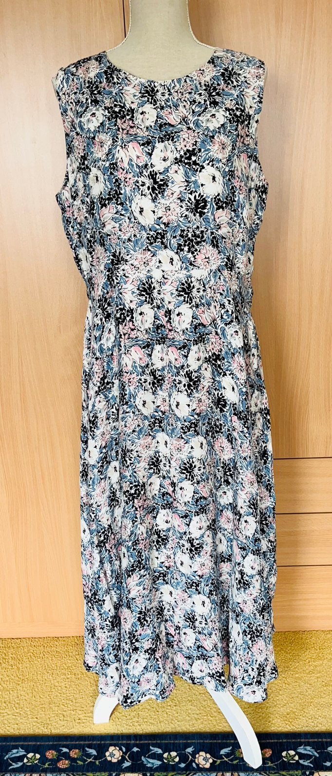 Laura Ashley lange jurk maat 42(v), Kleding | Dames, Overige kleuren, Maat 42/44 (L), Nieuw, Ophalen of Verzenden